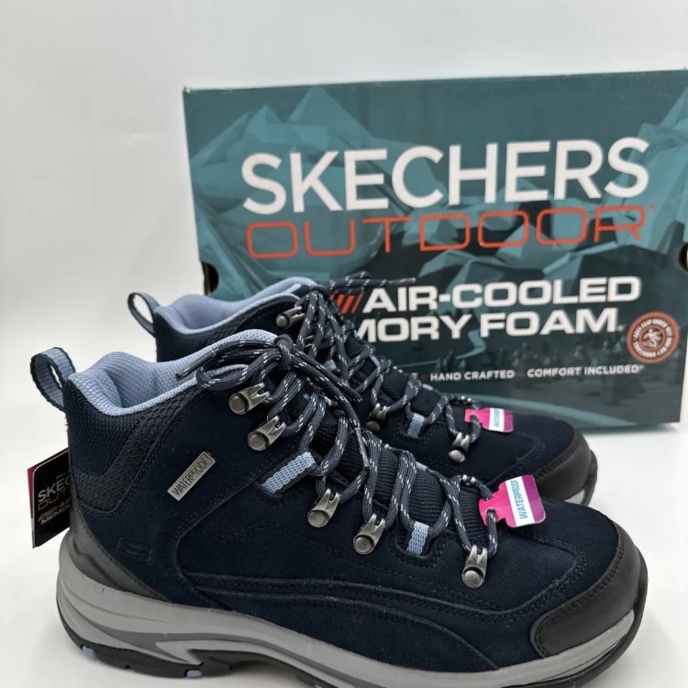 Skechers Women's Trego AlpineTrail Waterproof Hiking Boots Size 9.5.